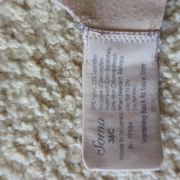 Soma Vanishing Back FC Lace Trim Beige Two Clasp Bra Size 36 C - Picture 8 of 10